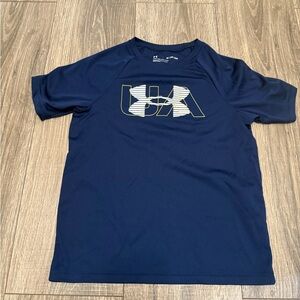 Under Armor Boys Navy Blue Dry Fit T Shirt Size S Loose